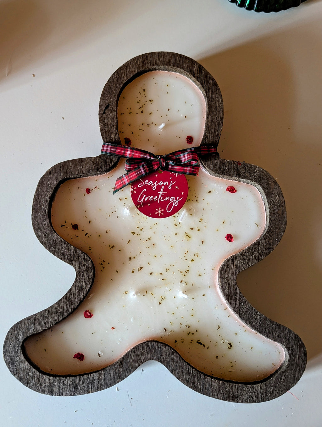 Gingerbread Cinnamon. Wood Holiday Candle 32oz, 24 hr burn