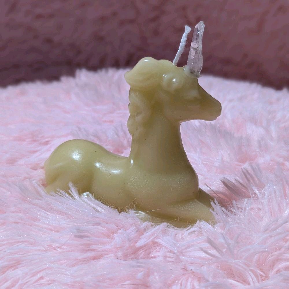 Beeswax Unicorn Candle for rituals with Crystals Nature Ornaments Decoration Eco Friendly Home Decor Unscented Natural Material