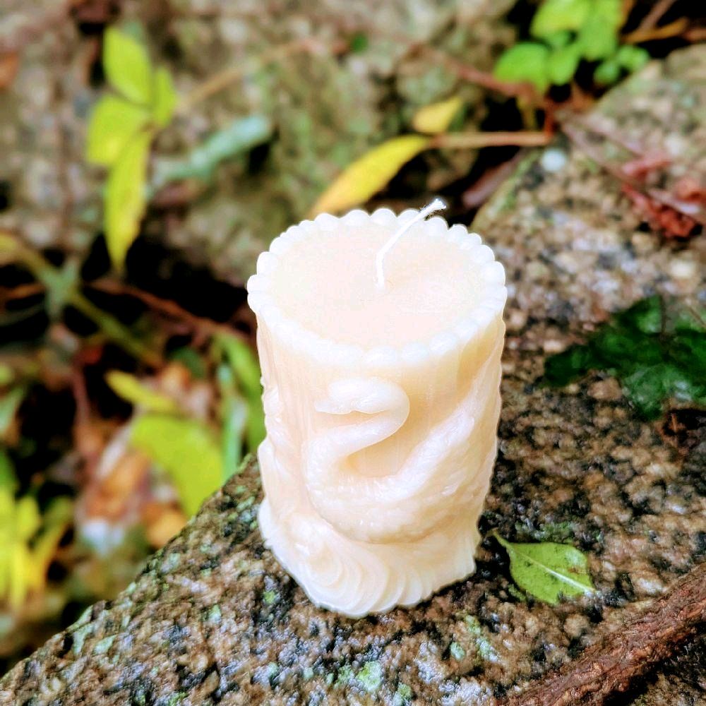 Swan Handmade Candle - Unique Carved Design for Aromatherapy and Home Decor