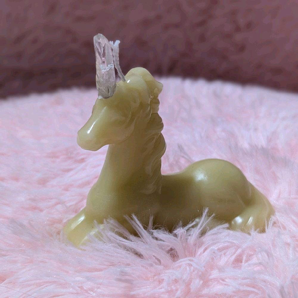 Beeswax Unicorn Candle for rituals with Crystals Nature Ornaments Decoration Eco Friendly Home Decor Unscented Natural Material