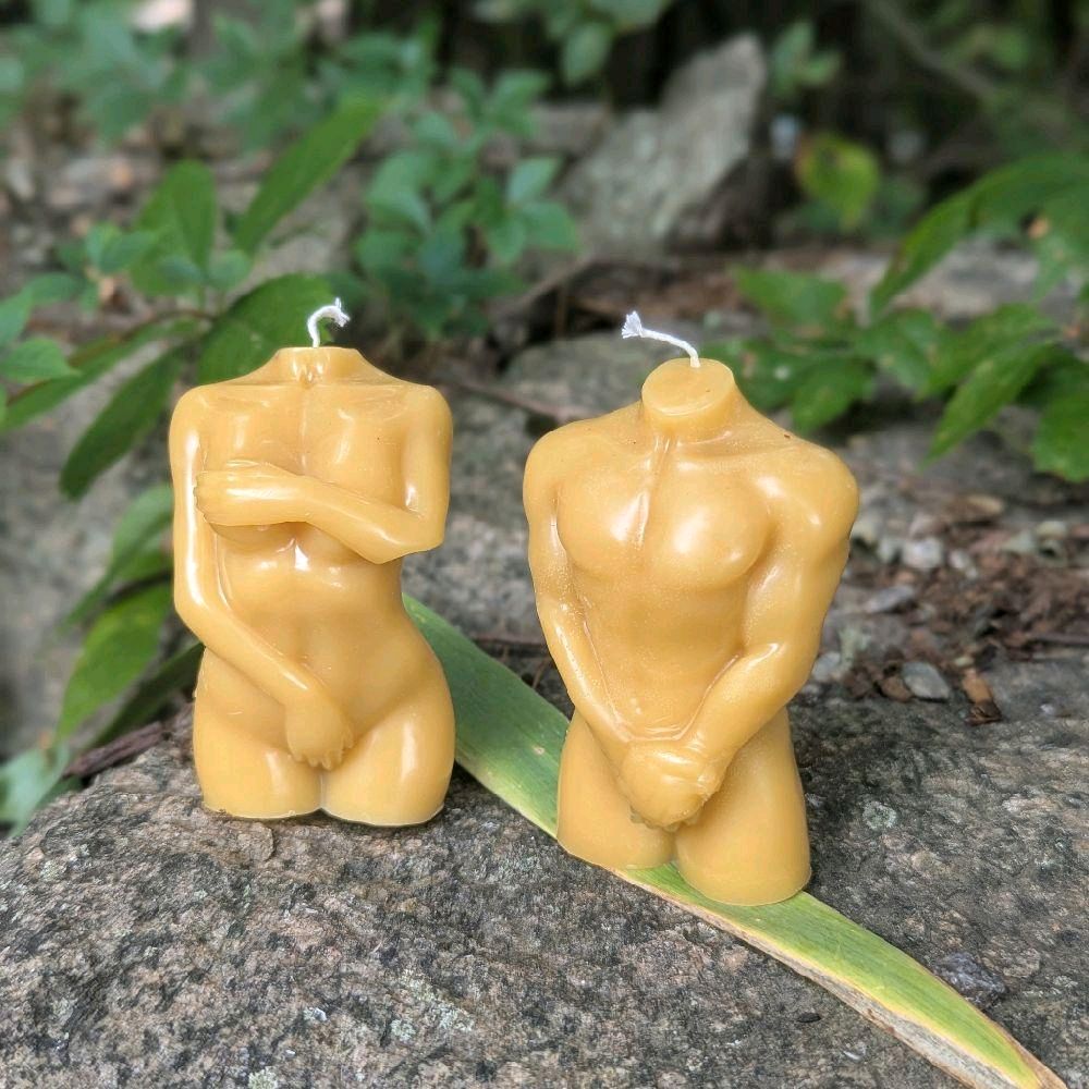 His and Her's Beeswax Handmade Candle Unique Body Art Design Natural Wax Candles for Special Moments Decoration Decor