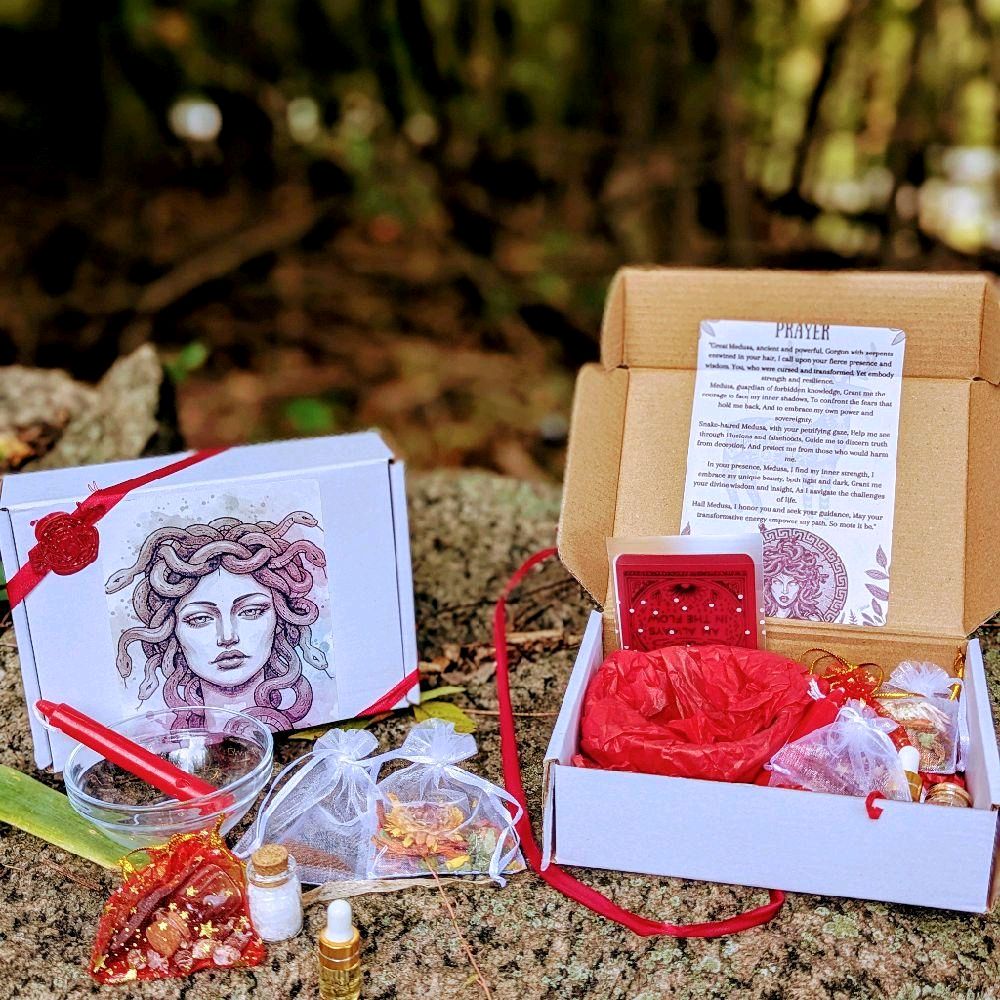 Goddess mini Altar Offering Kit with Charm Candle for Personal Rituals and Small Spaces Decor