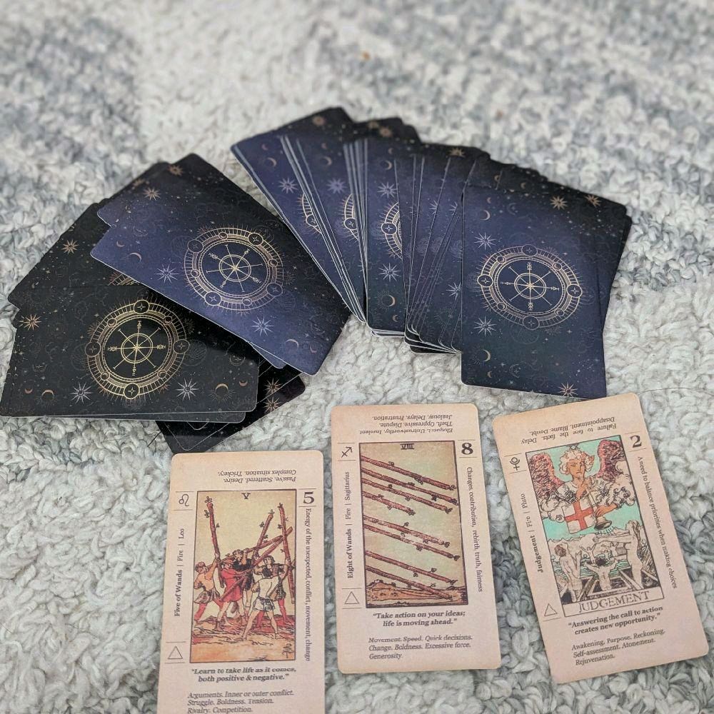 Meaning Tarot 78 Vintage Cards - Keywords Reversed Zodiac - 78 Cards Aquipped Tarot Deck