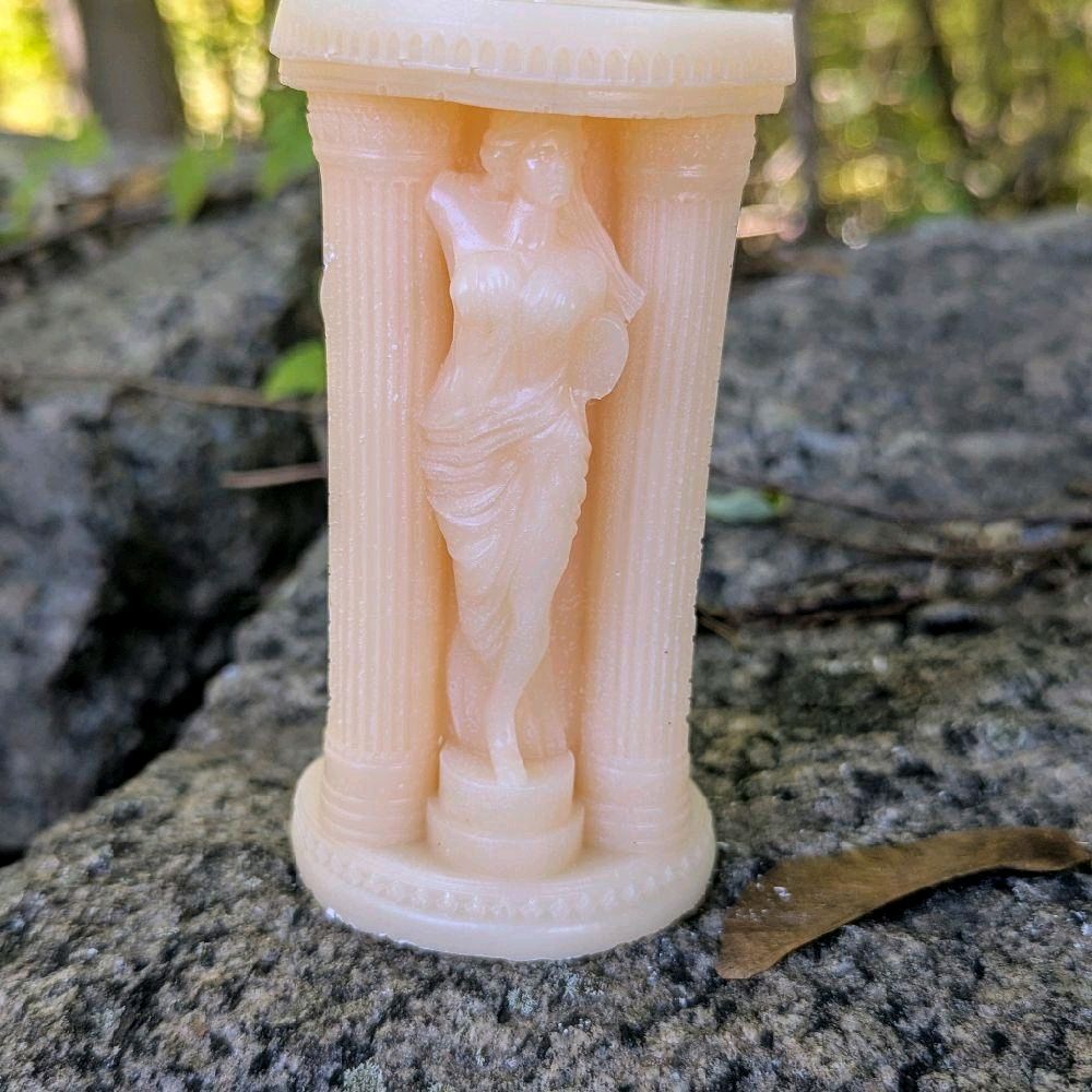 3D Goddess Handmade Unscented Candle - Unique Sculpture for Decor & Scentless Ambiance