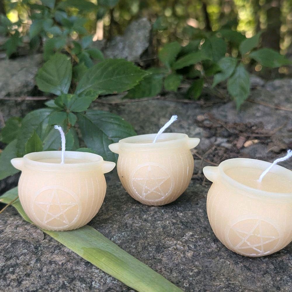 Small Cauldron Devotional Candle with Pentagram Design Natural Look Decoration